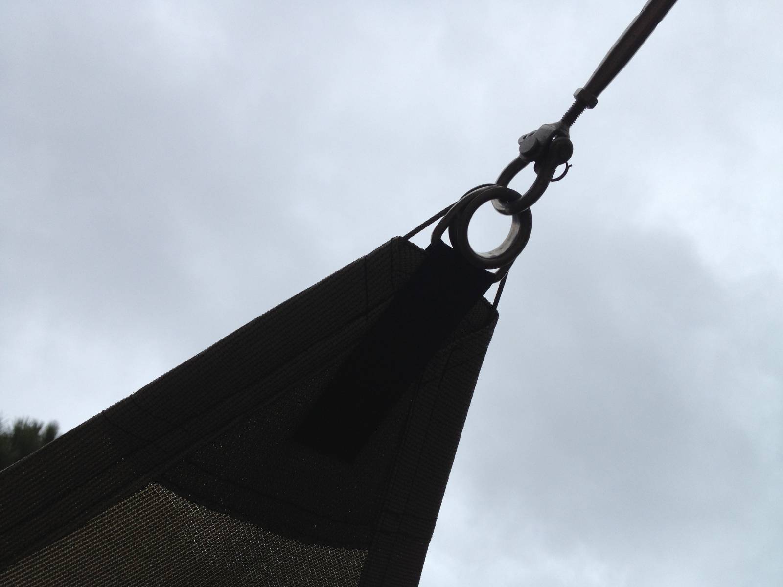 Installateur de voile d'ombrage sur mesure à Paris 75