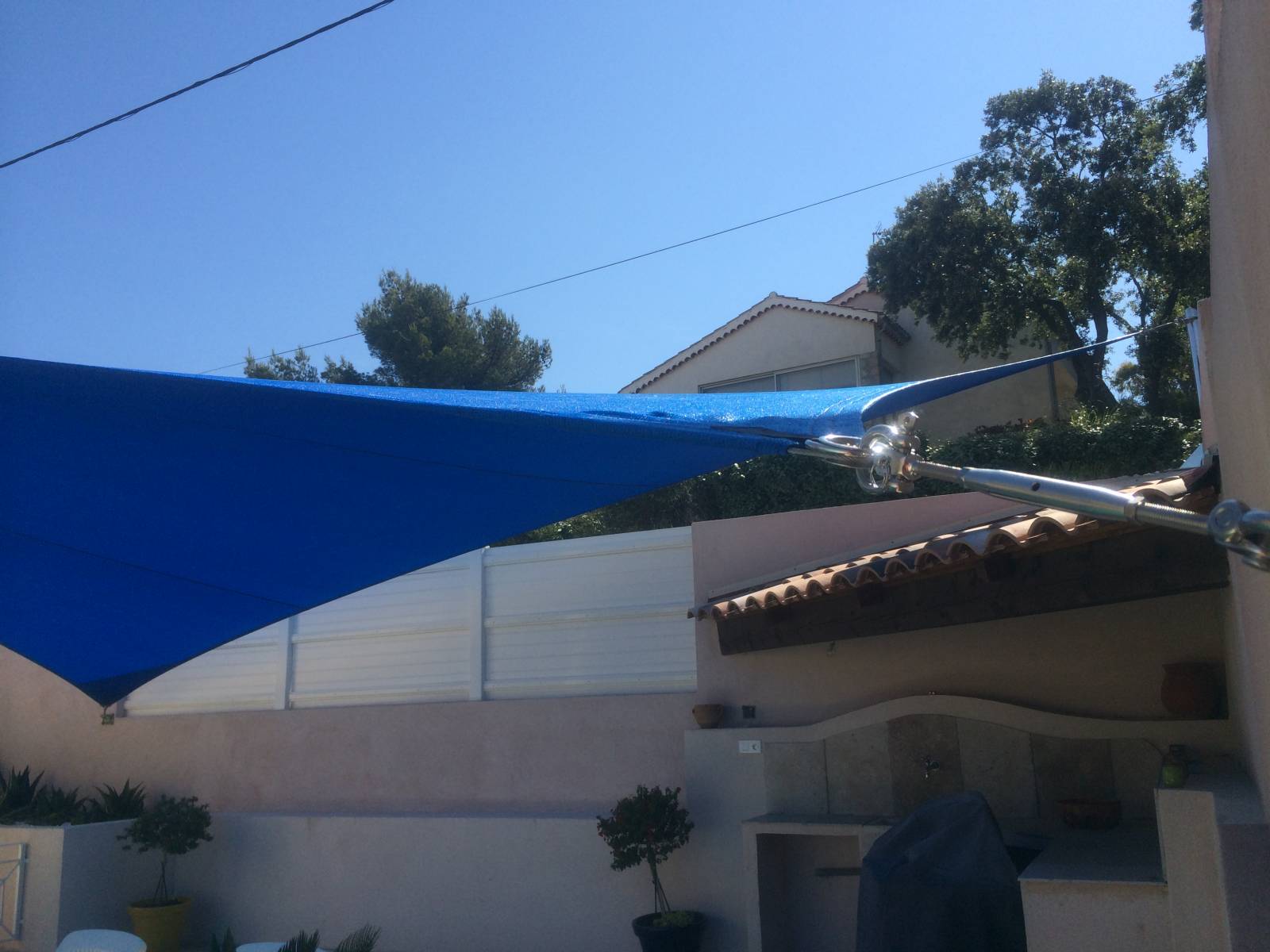 Voile d'ombrage sur mesure Saint Tropez 
