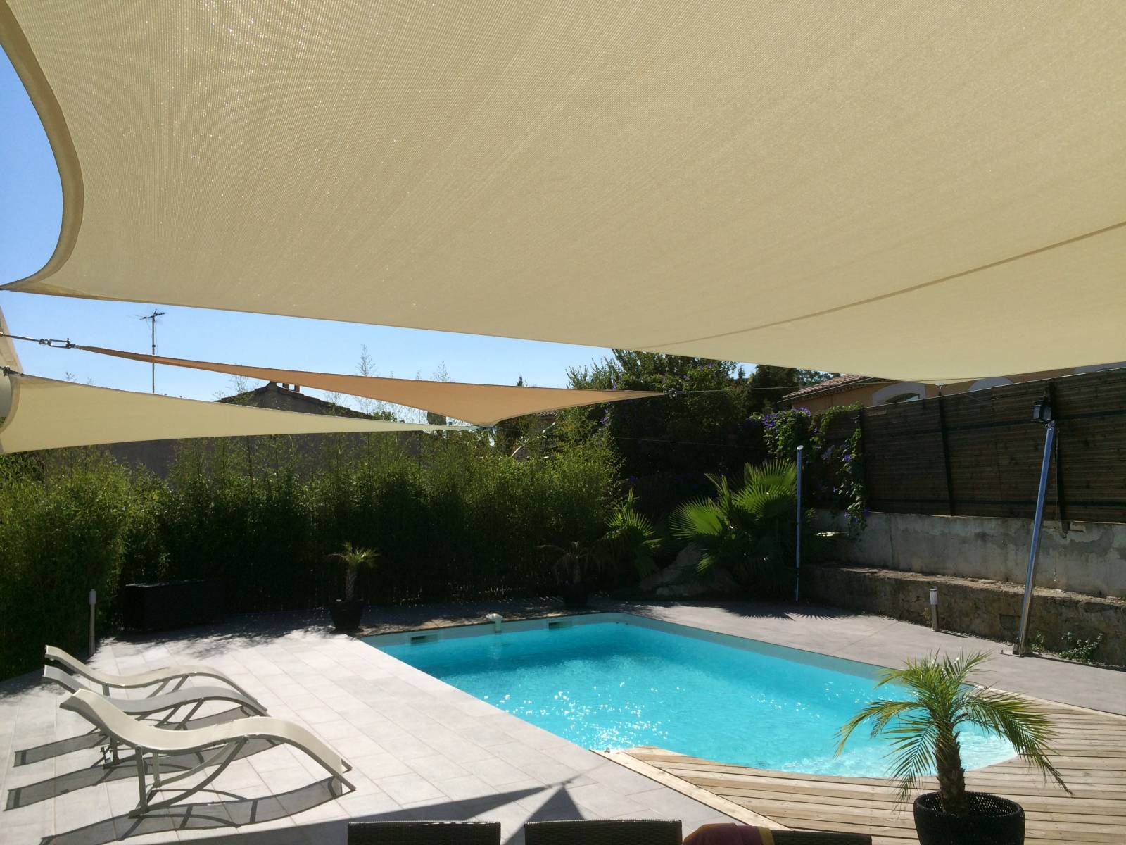 Installation de Voile d'ombrage a Hyeres dans le Var 