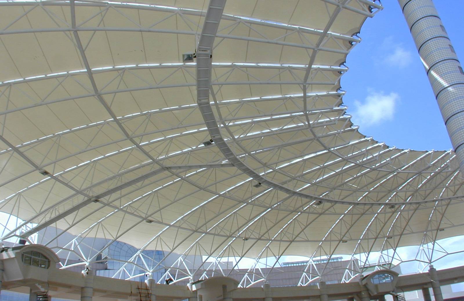 Structure architecture textile Cannes Alpes Maritimes 