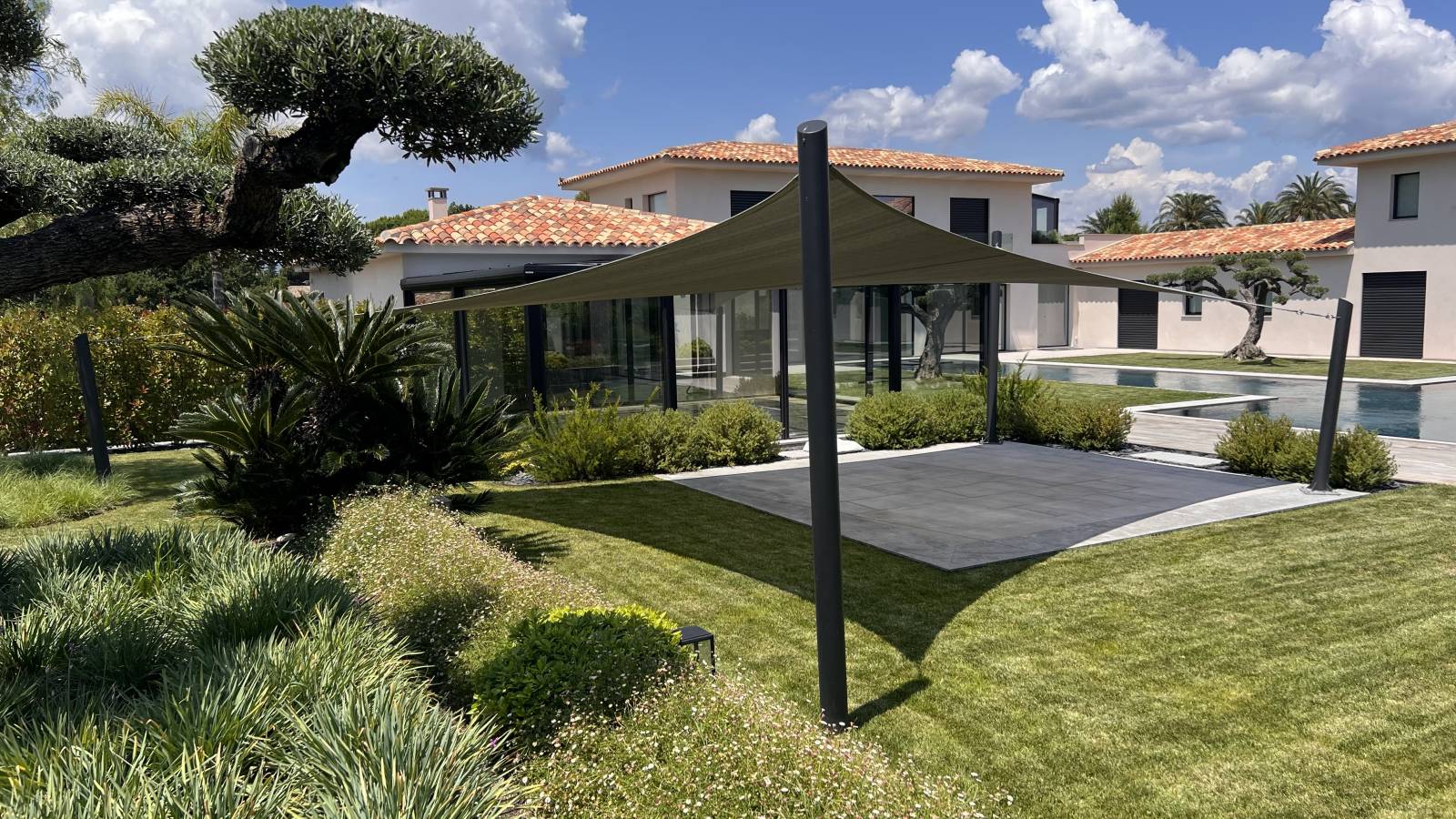 Voile d'ombrage sur mesure a Frejus 