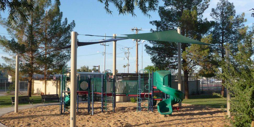 Voile d'ombrage pour parc et jardin a Frejus 