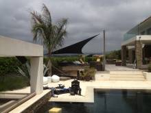 Voile d'ombrage triangle grande dimension a Cannes 