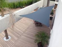 Voile d'ombrage triangle sur Nice dans le 06